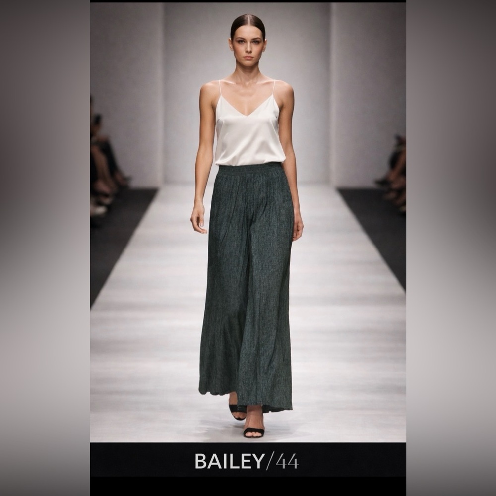 Bailey 44 grey wide leg pants
